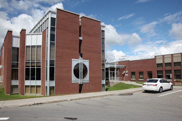 Centre civique Dollard-des-Ormeaux