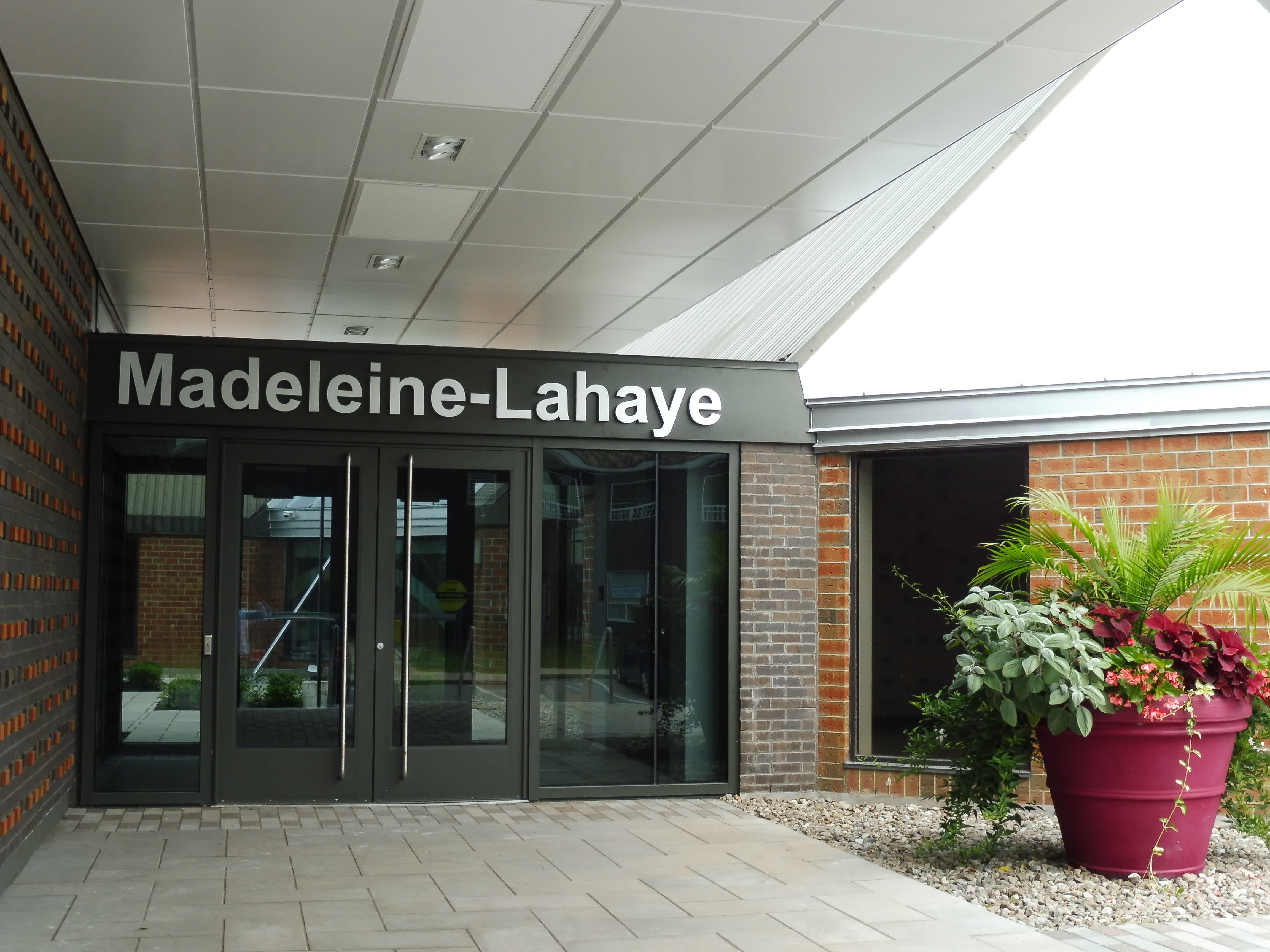 Salle Madeleine-Lahaye