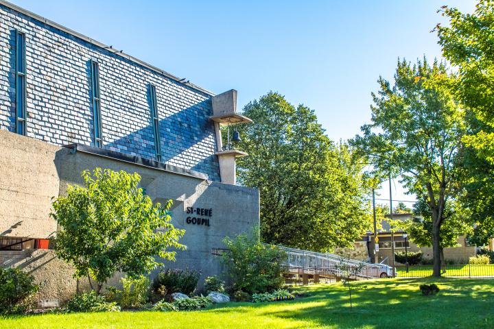 Église Saint-René-Goupil