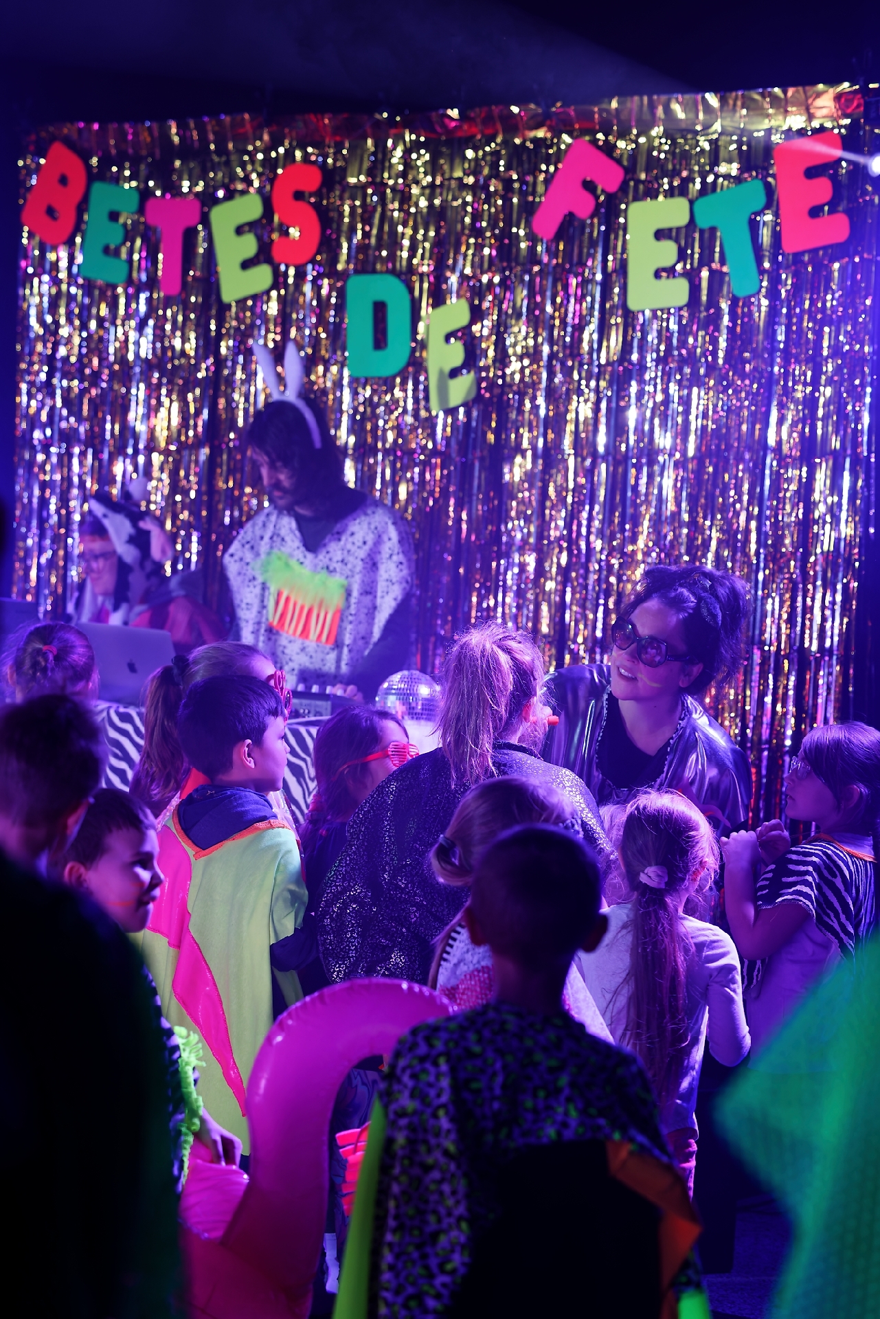Bêtes de fête - Bal costumé endiablé